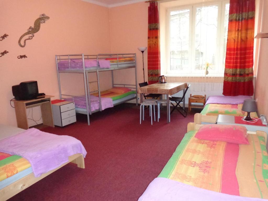 Hostel Taurus Kraków Værelse billede